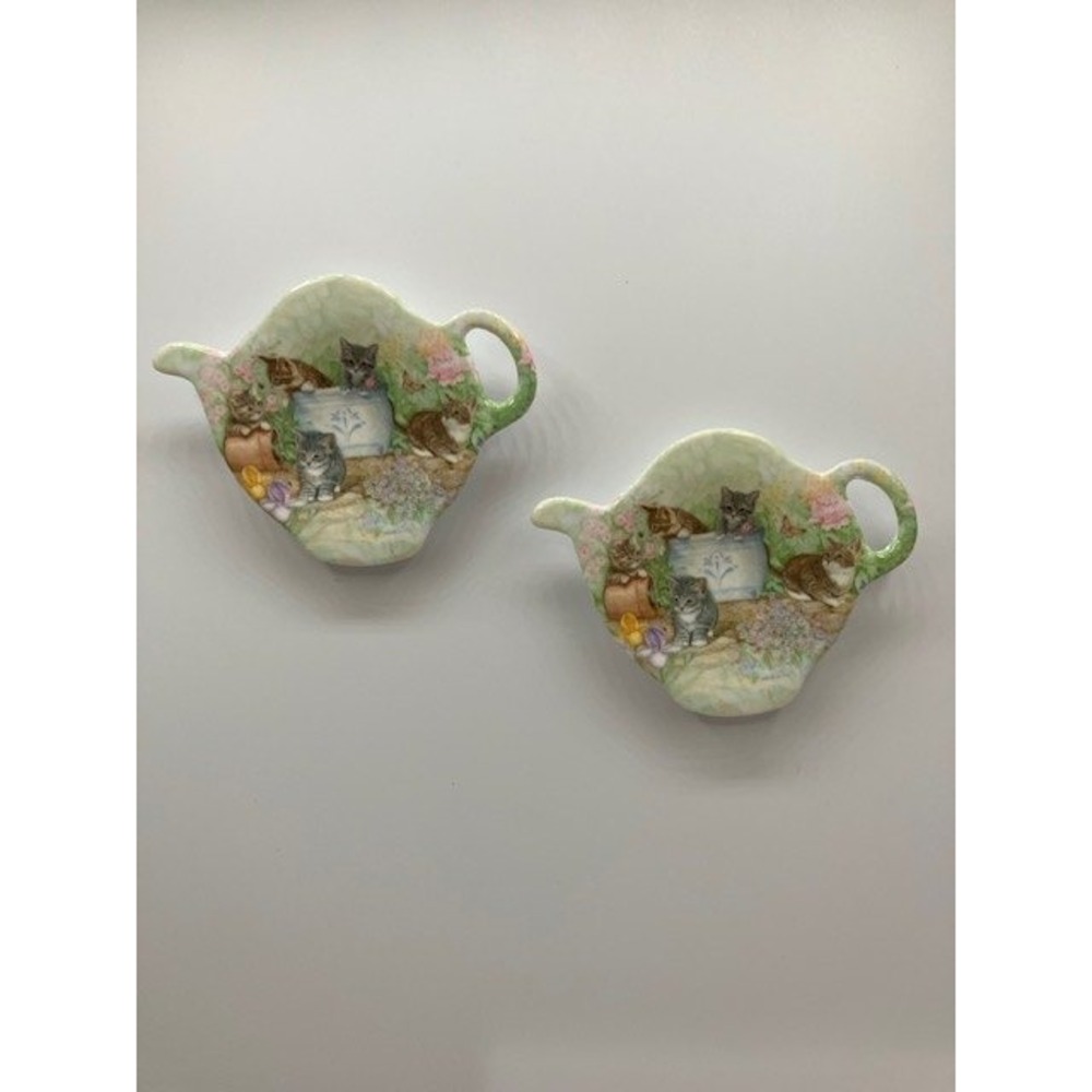 Set of 2 Teapot‎ Tea Bag Rest Made in Italy Kittens in the Garden Decor Melamine